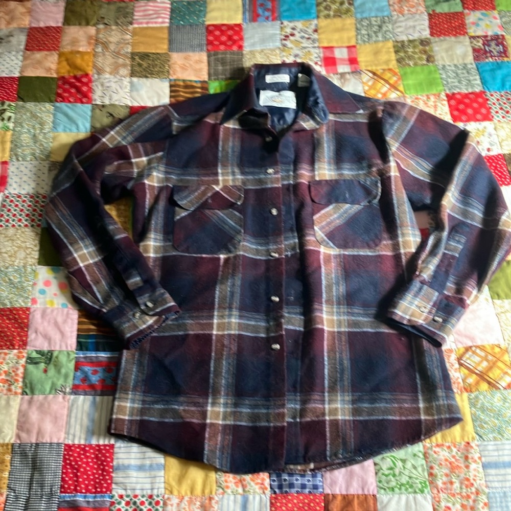 Vintage Northwest territory flannel size Men’s small